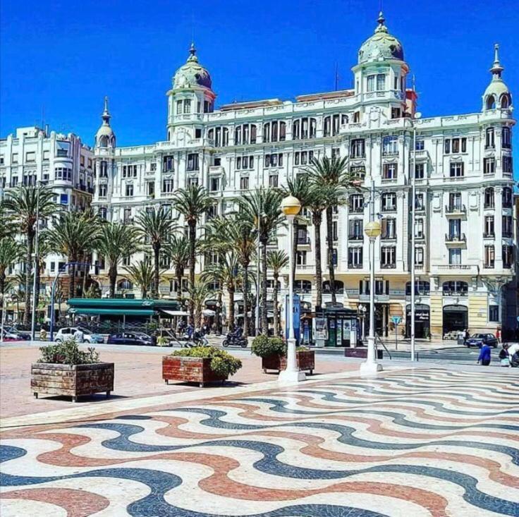 Alicante Centre ,Plage Et Quartier Anime,Wifi ,Climatisation Екстериор снимка